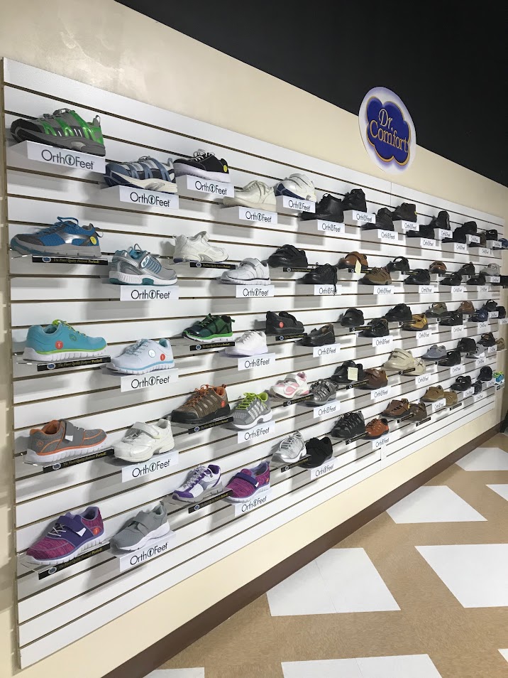Orthofeet shoes display
